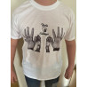 Camiseta personalizada con las huellas de tu perro junto a las tuyas. Un artículo especial para los amantes de los animales