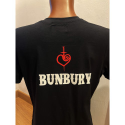 Camiseta Bunbury logo corazón de color negra. Diseños en delantera + mangas + espalda. Ideal como regalo para los fans