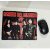 Alfombrilla Héroes del Silencio. Tamaño 22 cm ancho x 18 cm alto. Ideal como regalo para los fans del grupo de Rock.