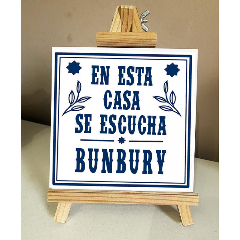 Azulejo en esta casa se escucha Bunbury