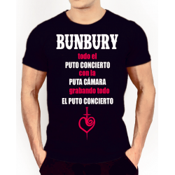 Camiseta Bunbury con su frase todo el puto concierto con la puta cámara grabando todo el puto concierto a un fan. Enfado viral