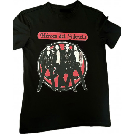 Camiseta Héroes del Silencio elegante color rojo - negro con la imagen de la banda y el logo detrás, ideal para los fans